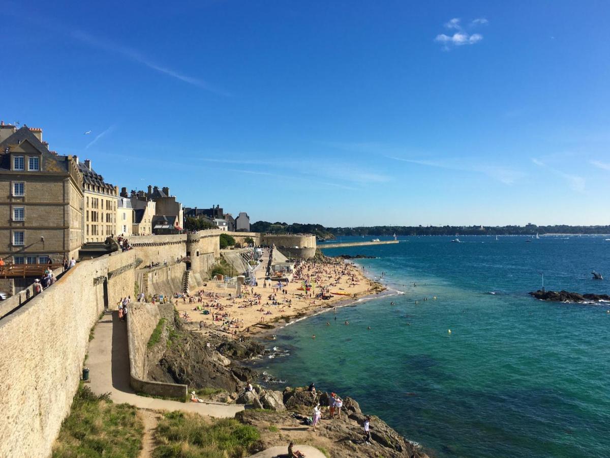 Le Gite De Mireloup Plerguer 外观 照片